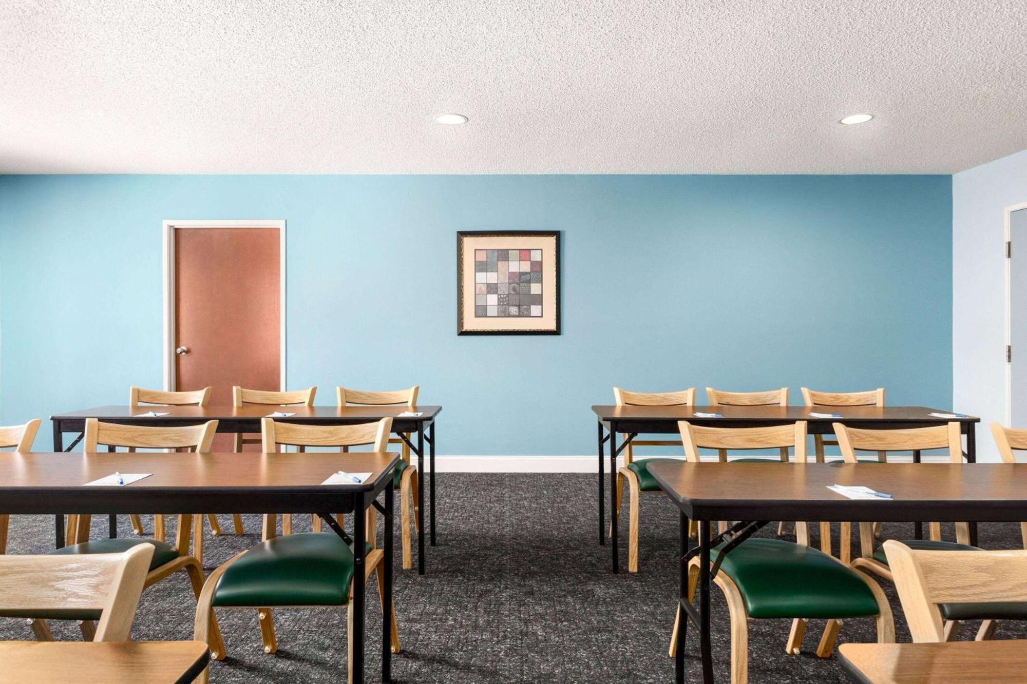 Days Inn By Wyndham Shallotte Exteriör bild