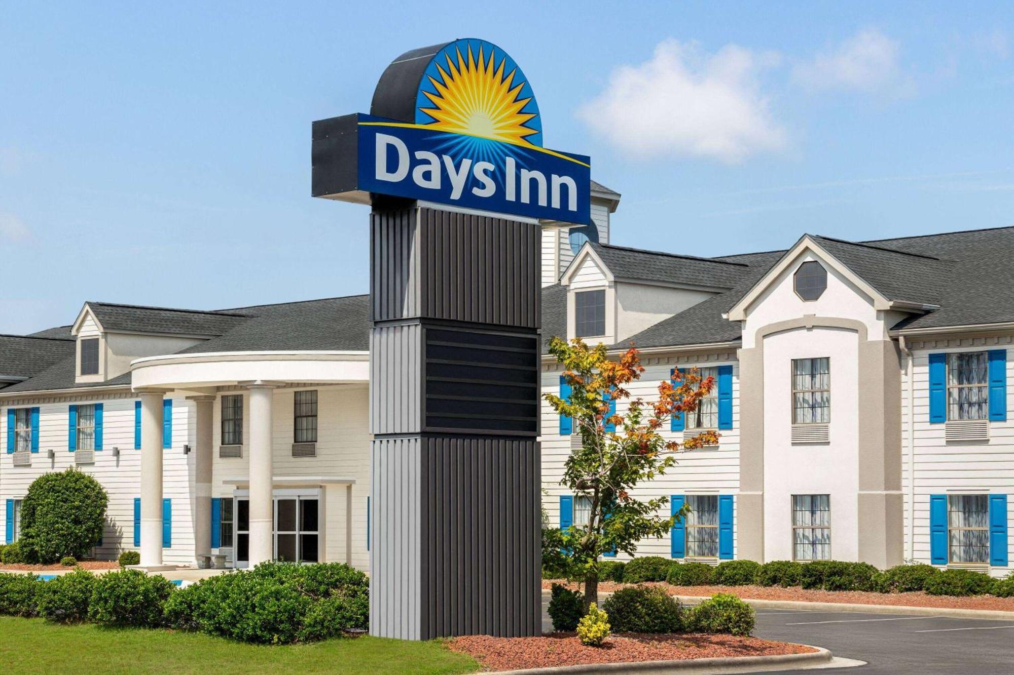 Days Inn By Wyndham Shallotte Exteriör bild